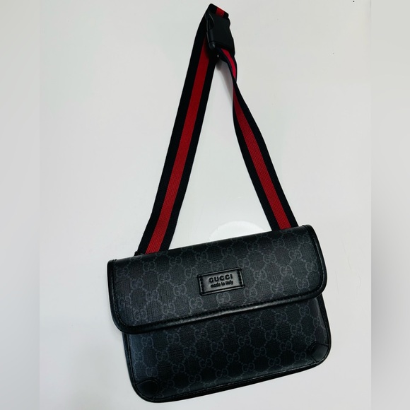 Gucci Belt Bag - Picture 2 of 4